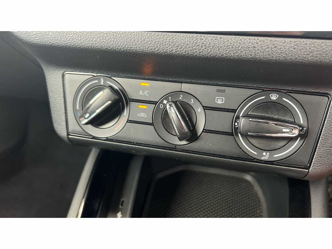 SKODA Kamiq 1.0 TSI (109ps) SE Drive DSG SUV