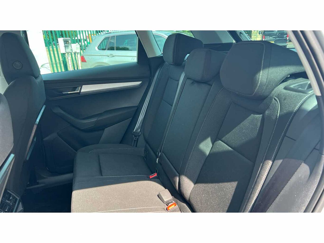 SKODA KAROQ 1.5 TSI SE Drive 5dr DSG