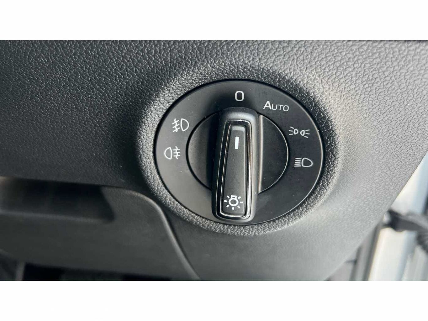 SKODA KAROQ 1.5 TSI SE Drive 5dr DSG