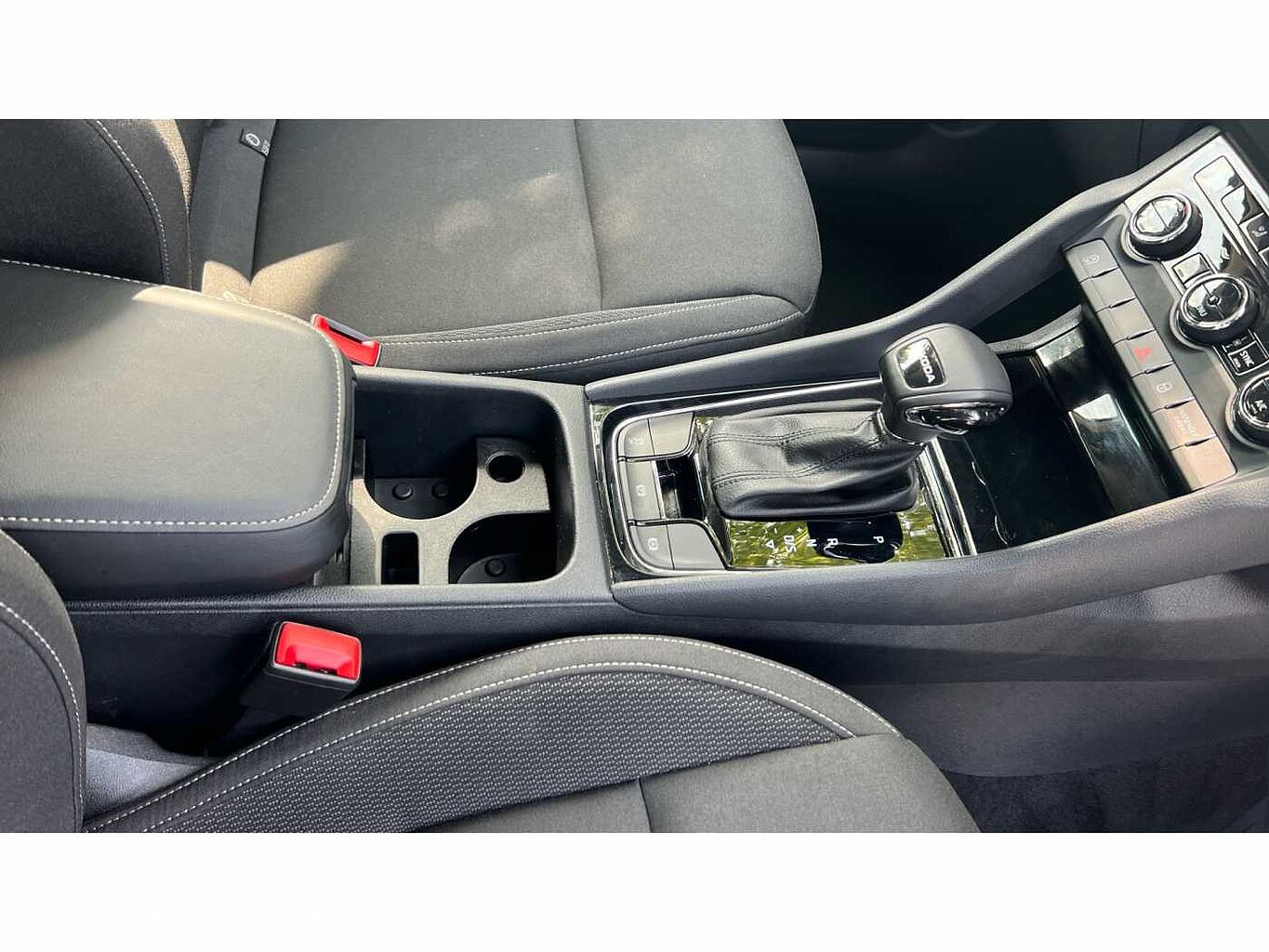 SKODA KAROQ 1.5 TSI SE Drive 5dr DSG