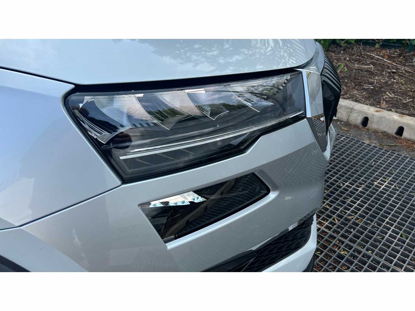SKODA KAROQ 1.5 TSI SE Drive 5dr DSG