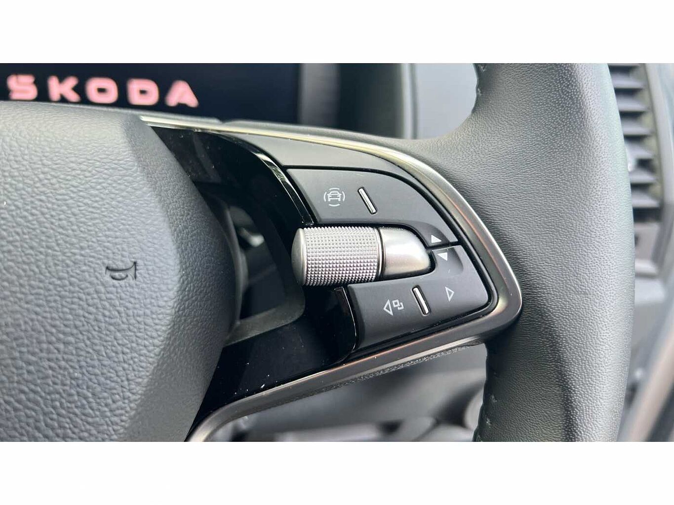 SKODA KAROQ 1.5 TSI SE Drive 5dr DSG
