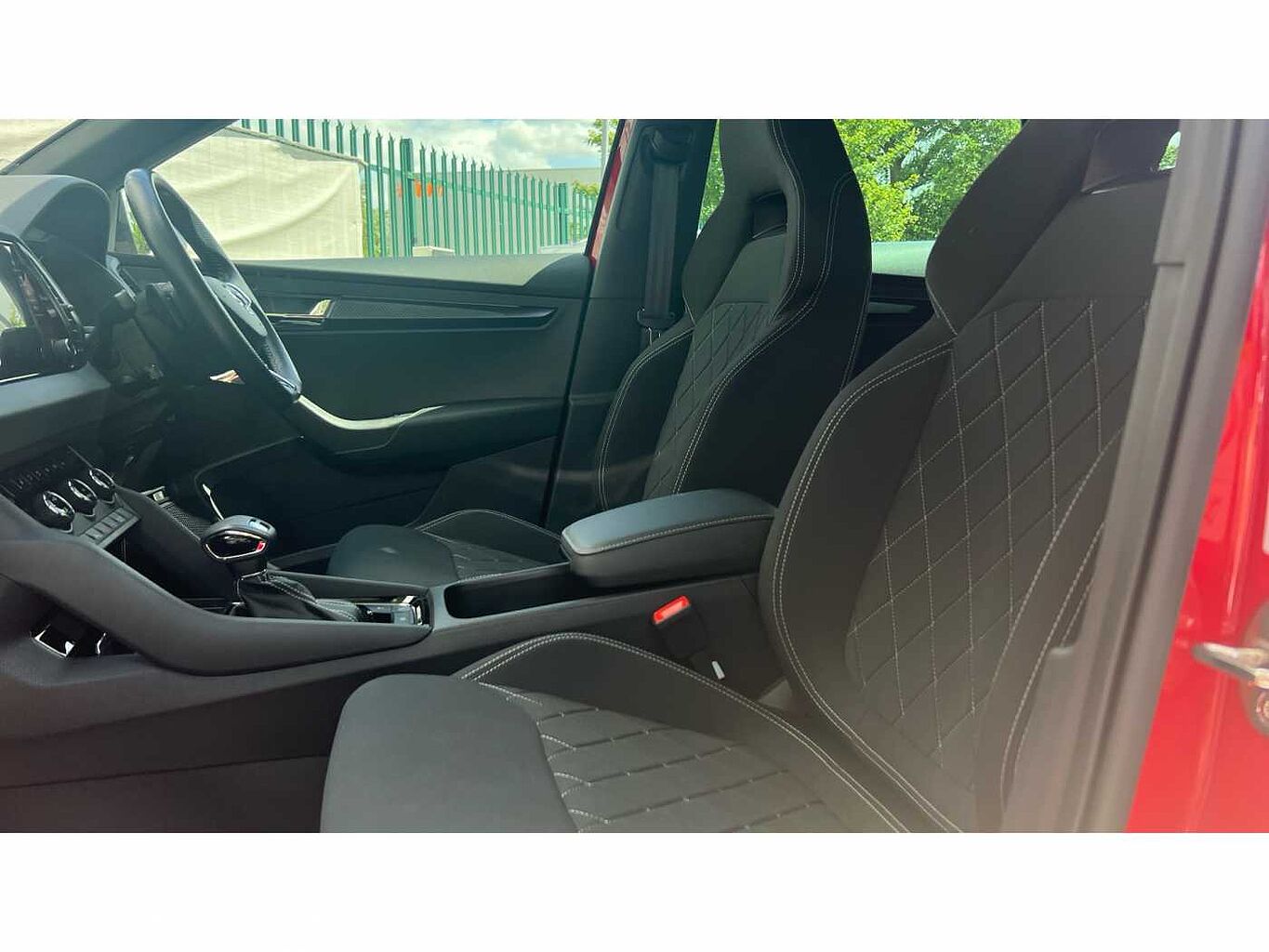 SKODA Karoq SUV 1.5 TSI (150ps) SportLine ACT