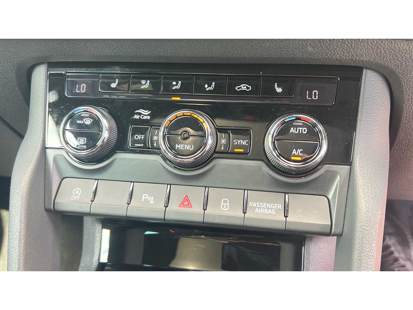 SKODA Karoq SUV 1.5 TSI (150ps) SportLine ACT