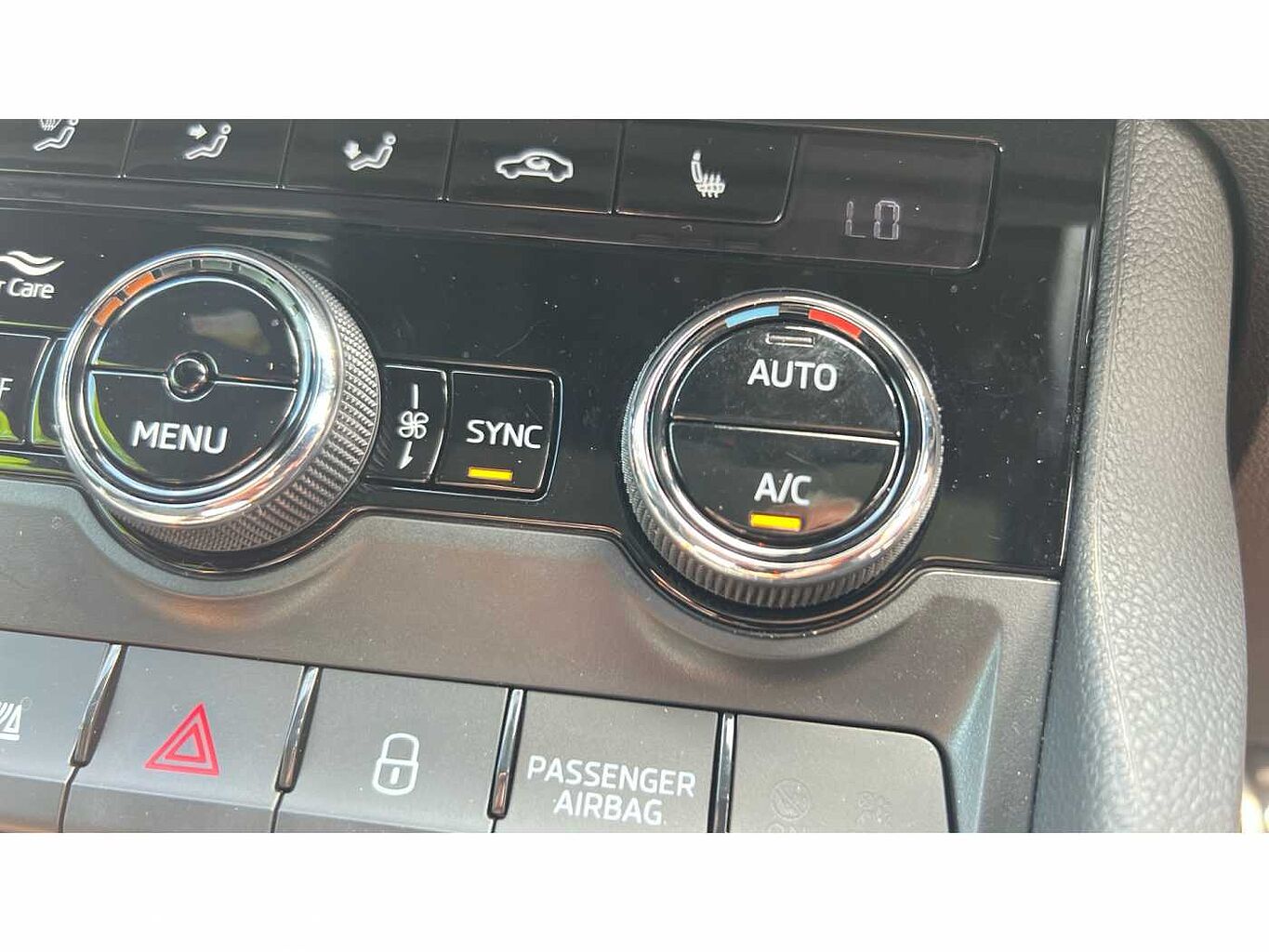 SKODA Karoq SUV 1.5 TSI (150ps) SportLine ACT