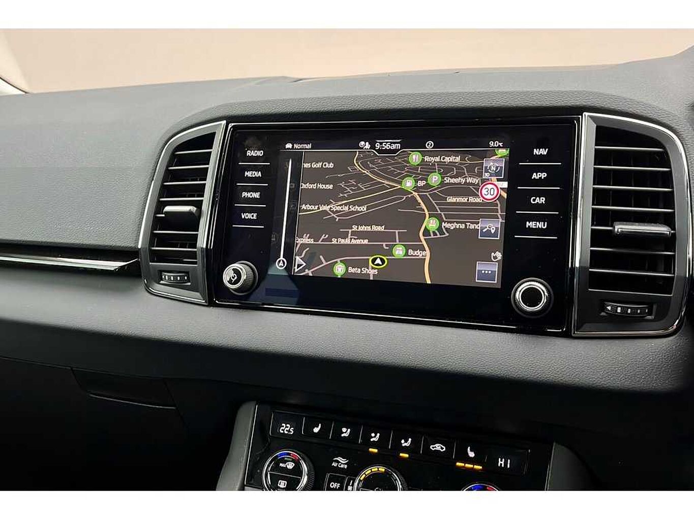 SKODA Karoq SE L 1.5 TSI 150 PS DSG