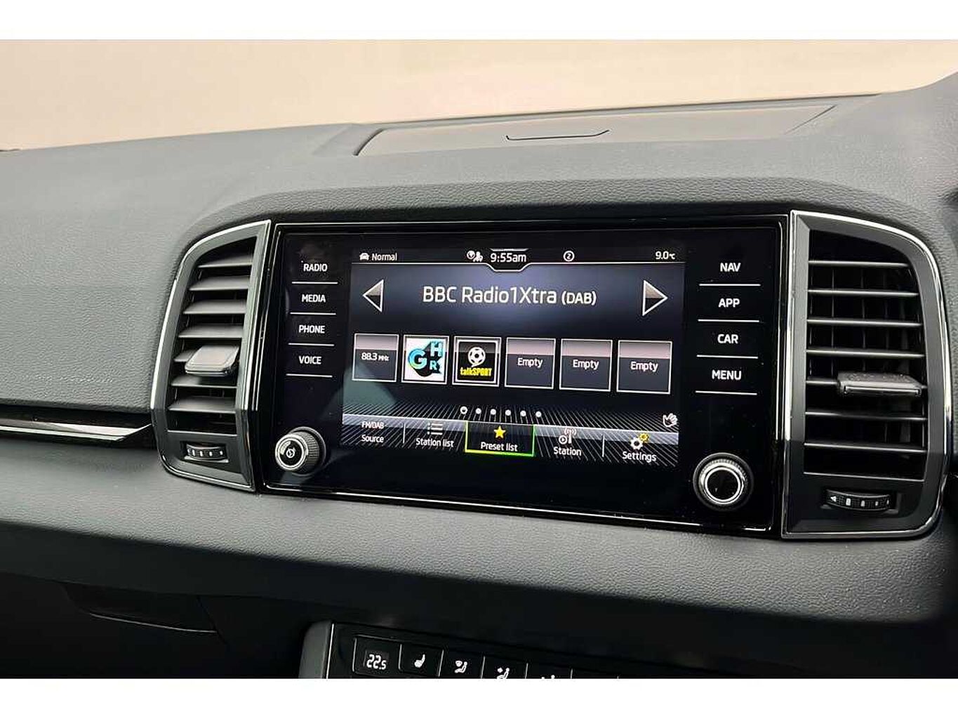 SKODA Karoq SE L 1.5 TSI 150 PS DSG