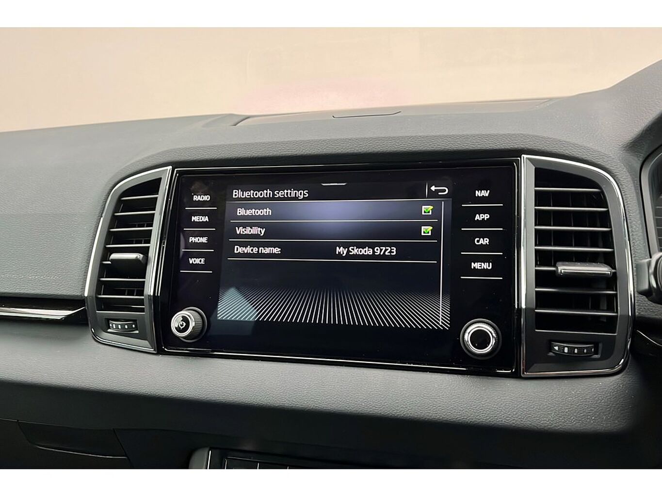 SKODA Karoq SE L 1.5 TSI 150 PS DSG