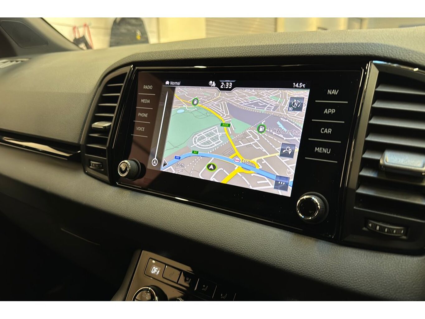 SKODA Karoq SportLine 1.5 TSI 150 PS DSG