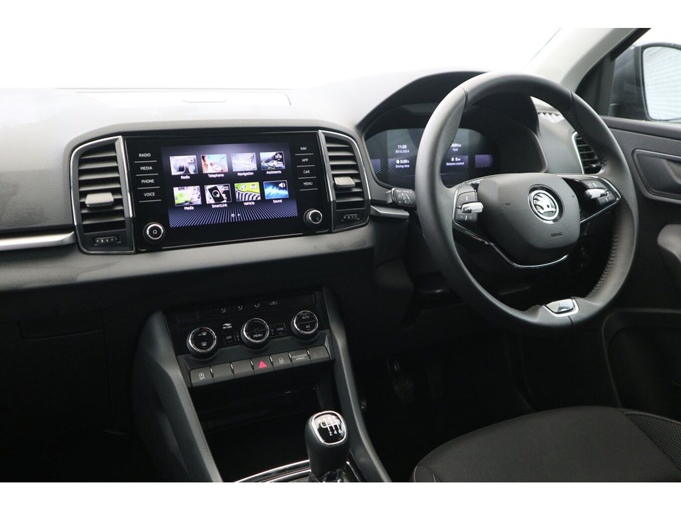 SKODA Karoq SE Drive 1.0 TSI 110 PS 6G Man