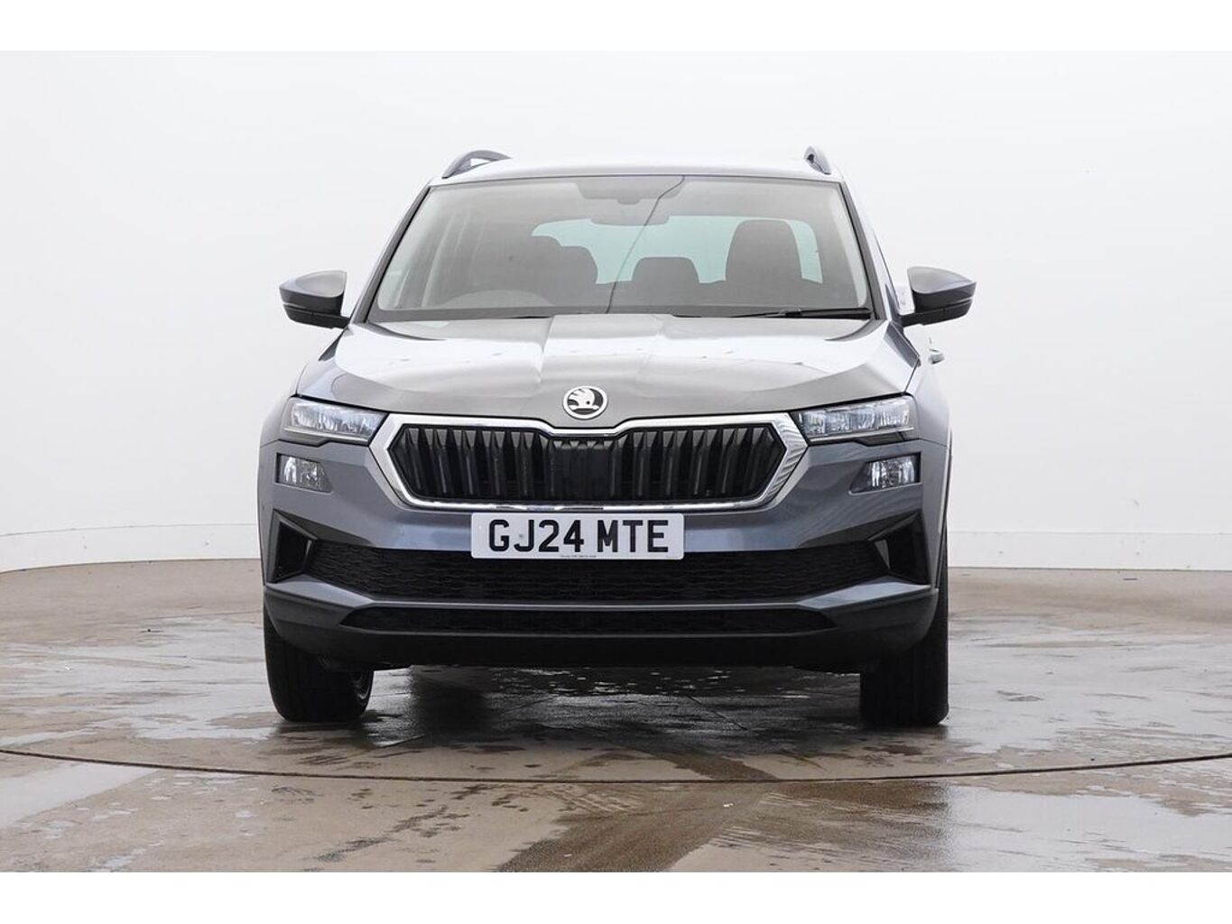 SKODA Karoq SE Drive 1.0 TSI 110 PS 6G Man