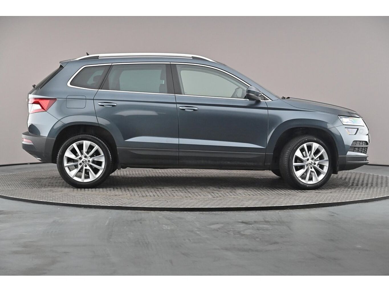 SKODA Karoq SE L 1.5 TSI 150 PS DSG