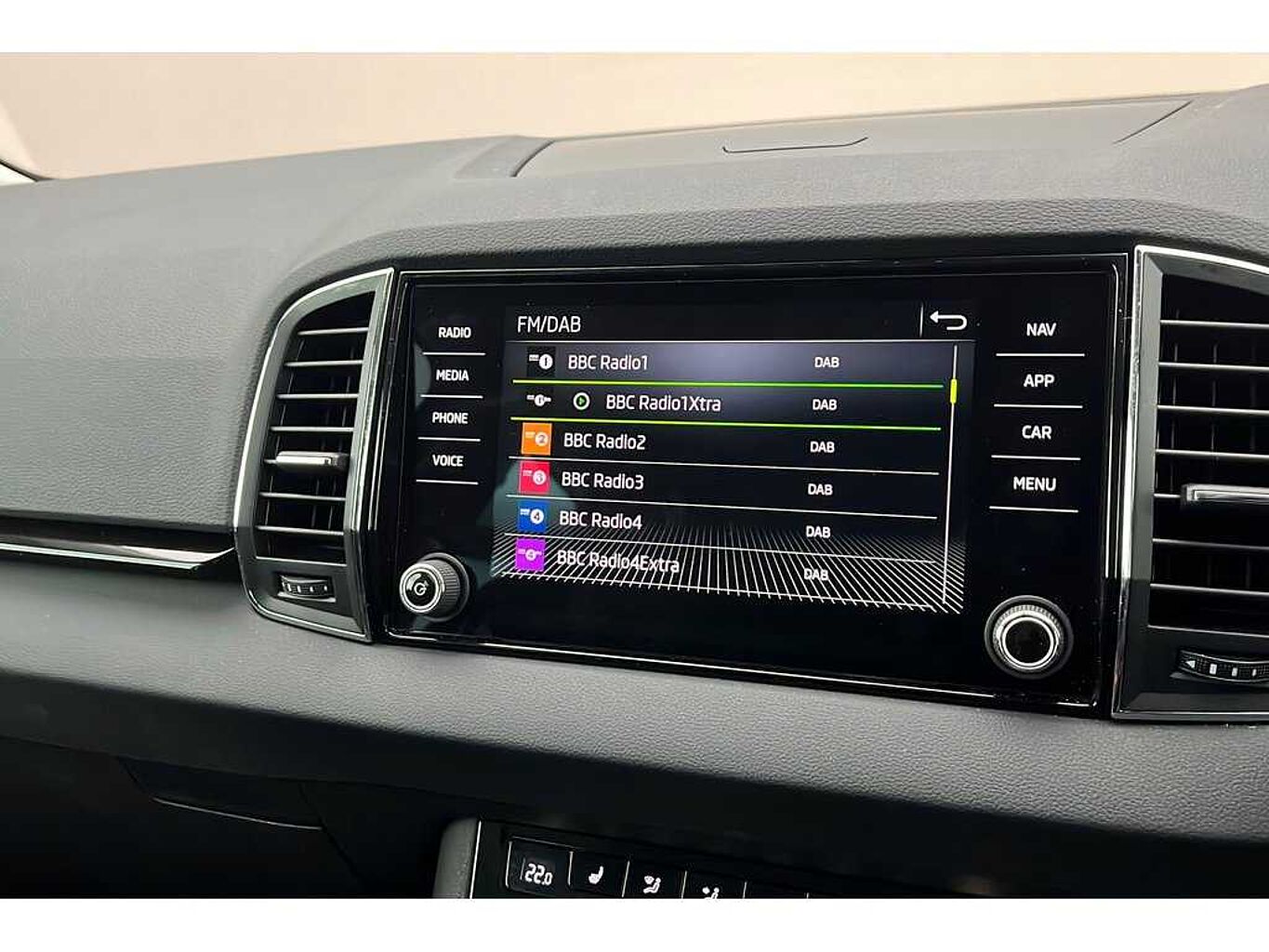 SKODA Karoq SE L 1.5 TSI 150 PS DSG