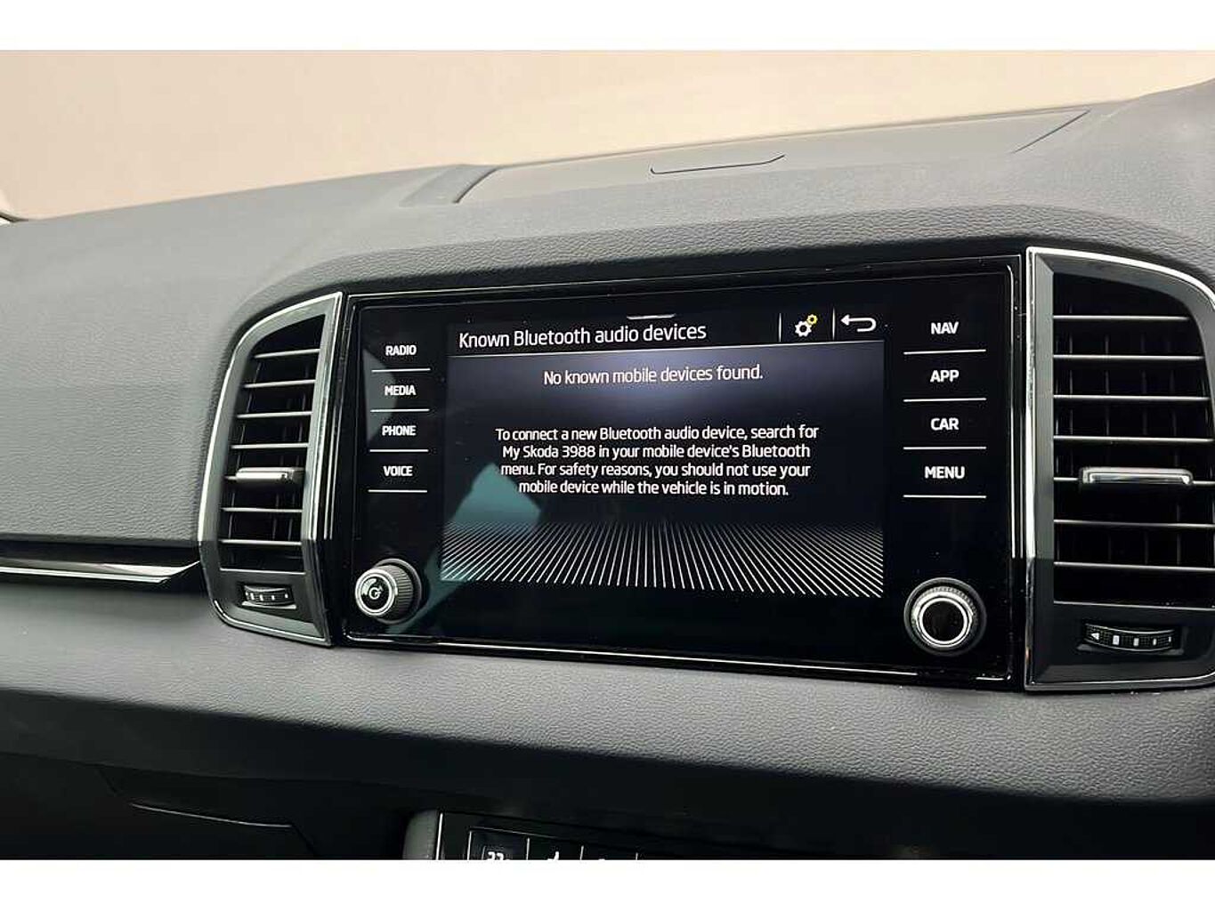 SKODA Karoq SE L 1.5 TSI 150 PS DSG