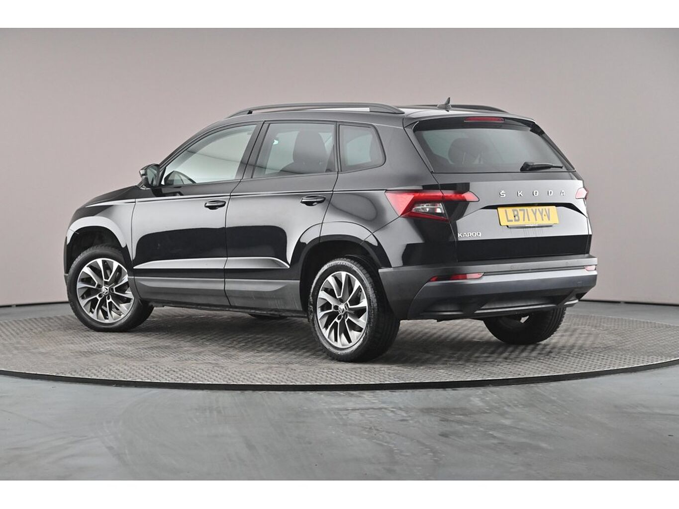 SKODA Karoq SE Drive 1.5 TSI 150 PS DSG