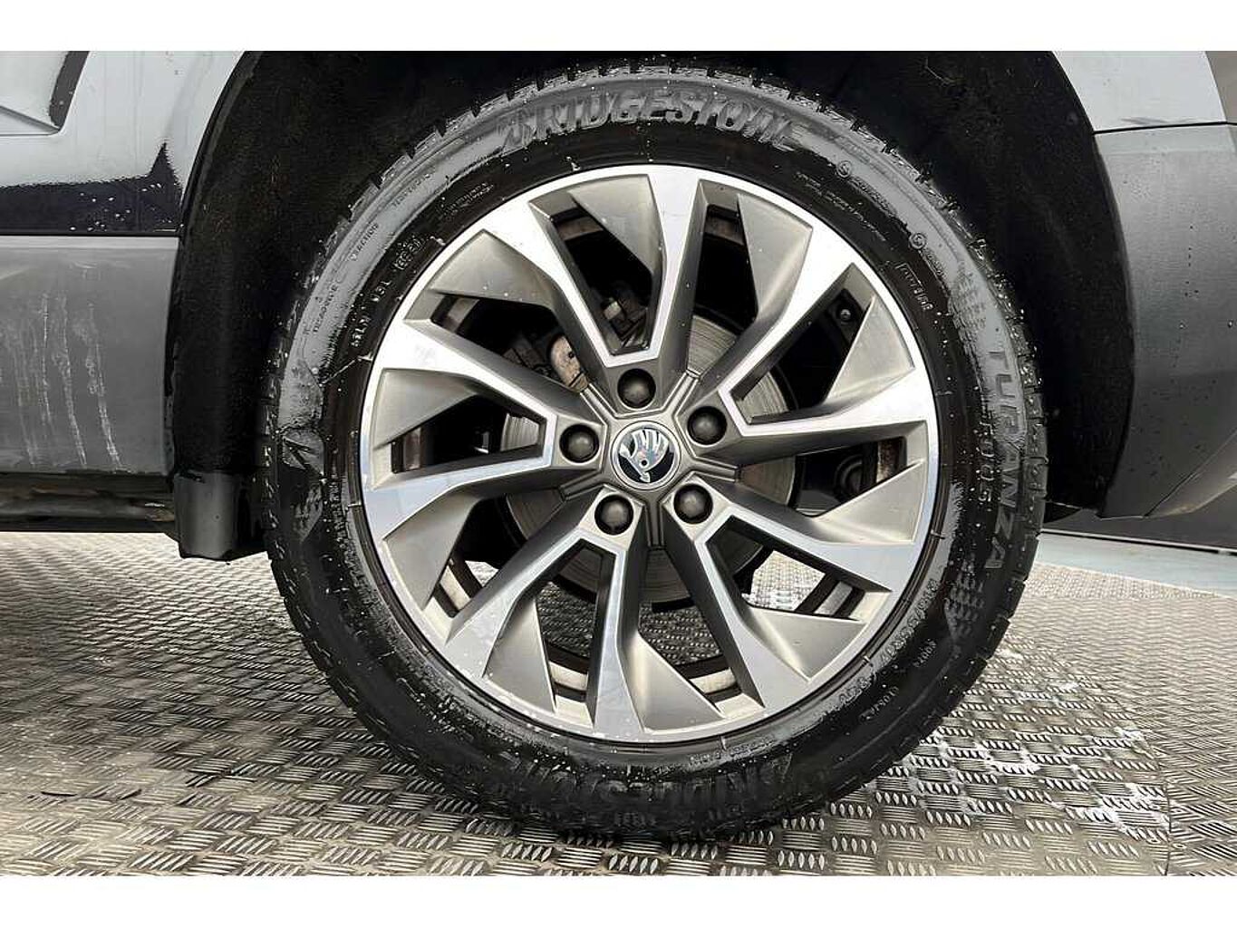 SKODA Karoq SE Drive 1.5 TSI 150 PS DSG