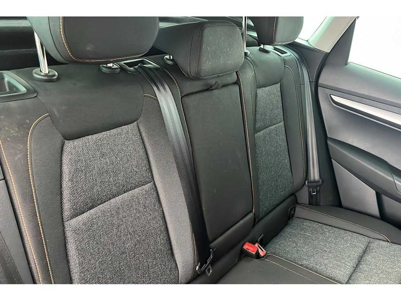 SKODA Karoq SE Drive 1.5 TSI 150 PS DSG