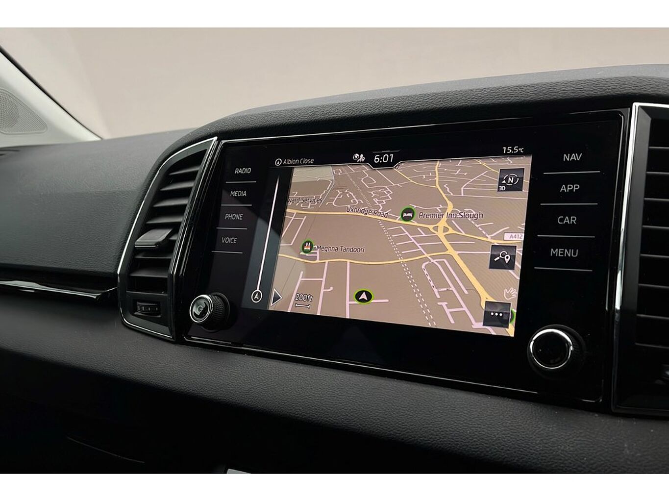SKODA Karoq SE Drive 1.5 TSI 150 PS DSG