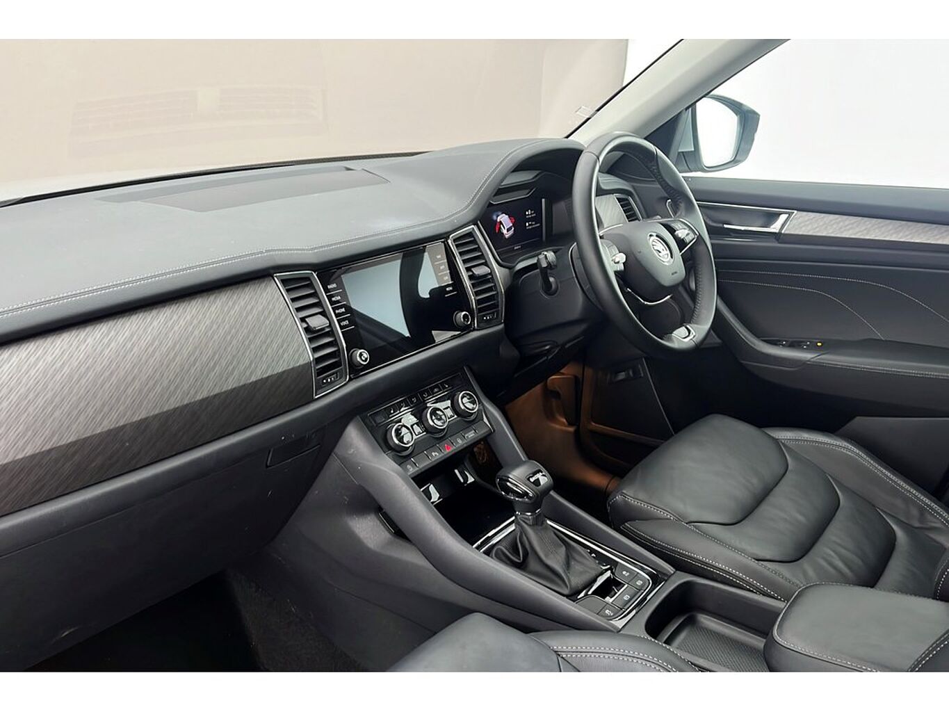 SKODA Kodiaq SE L Executive 1.5 TSI 150 PS DSG