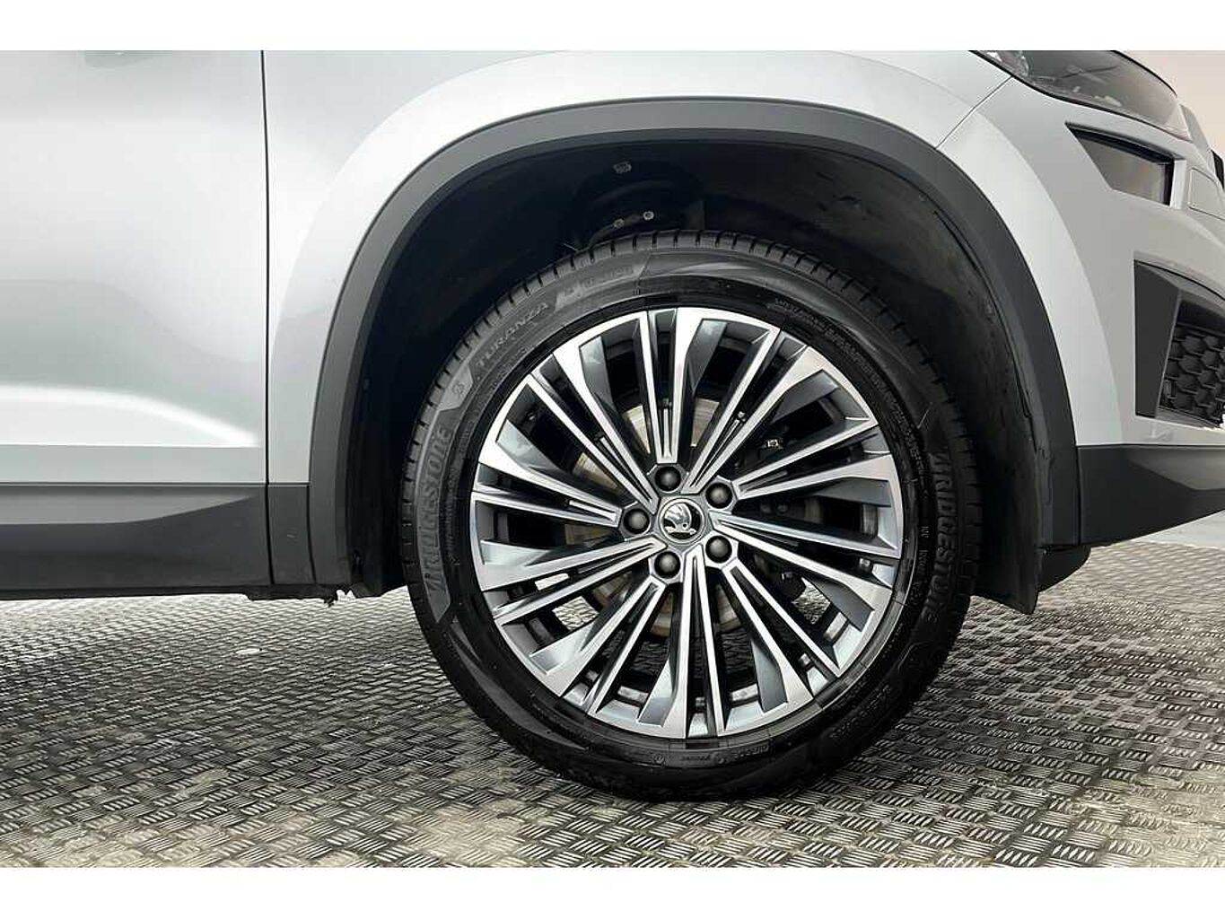 SKODA Kodiaq SE L Executive 1.5 TSI 150 PS DSG