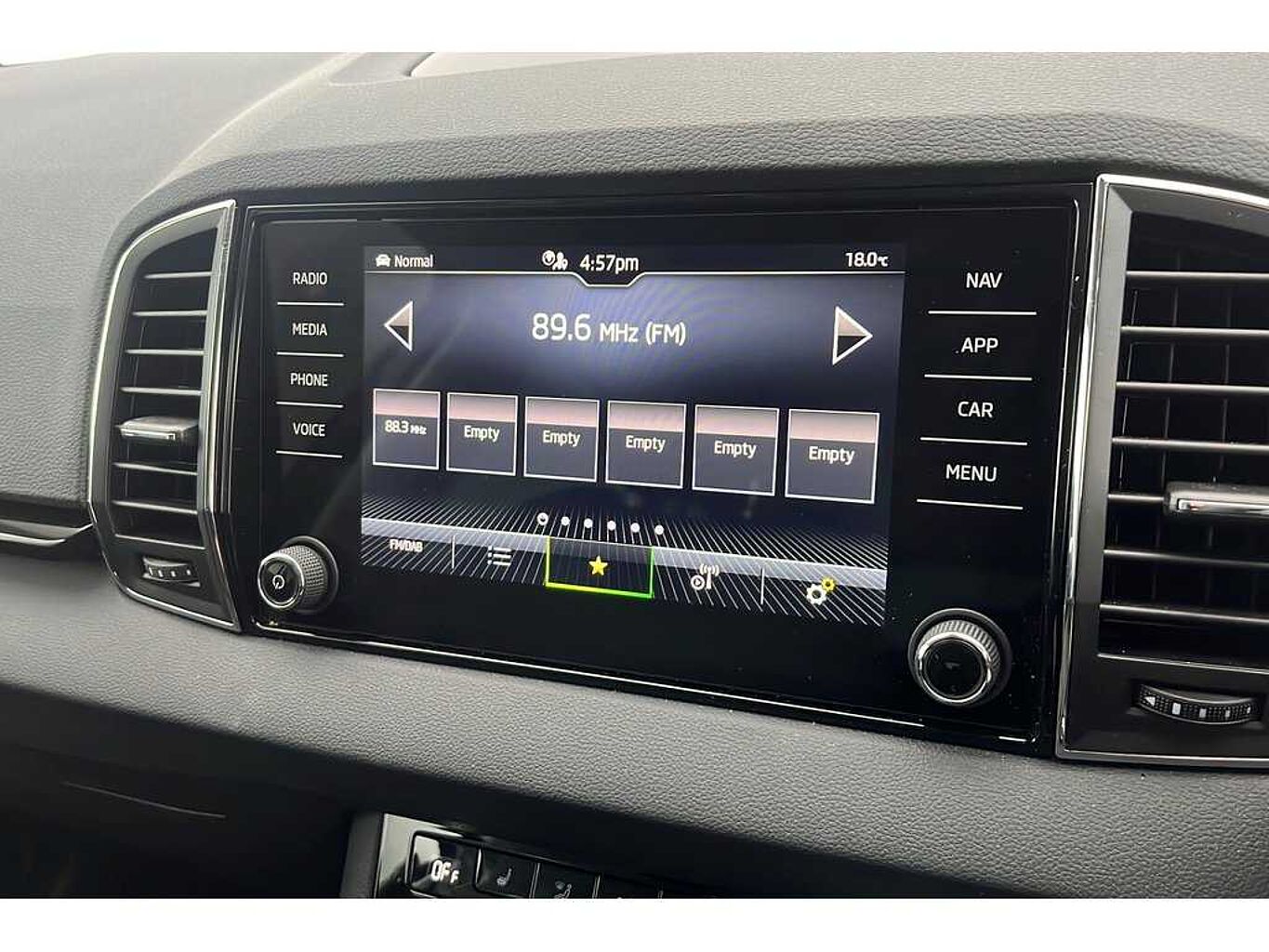 SKODA Karoq SE L 1.5 TSI 150 PS DSG