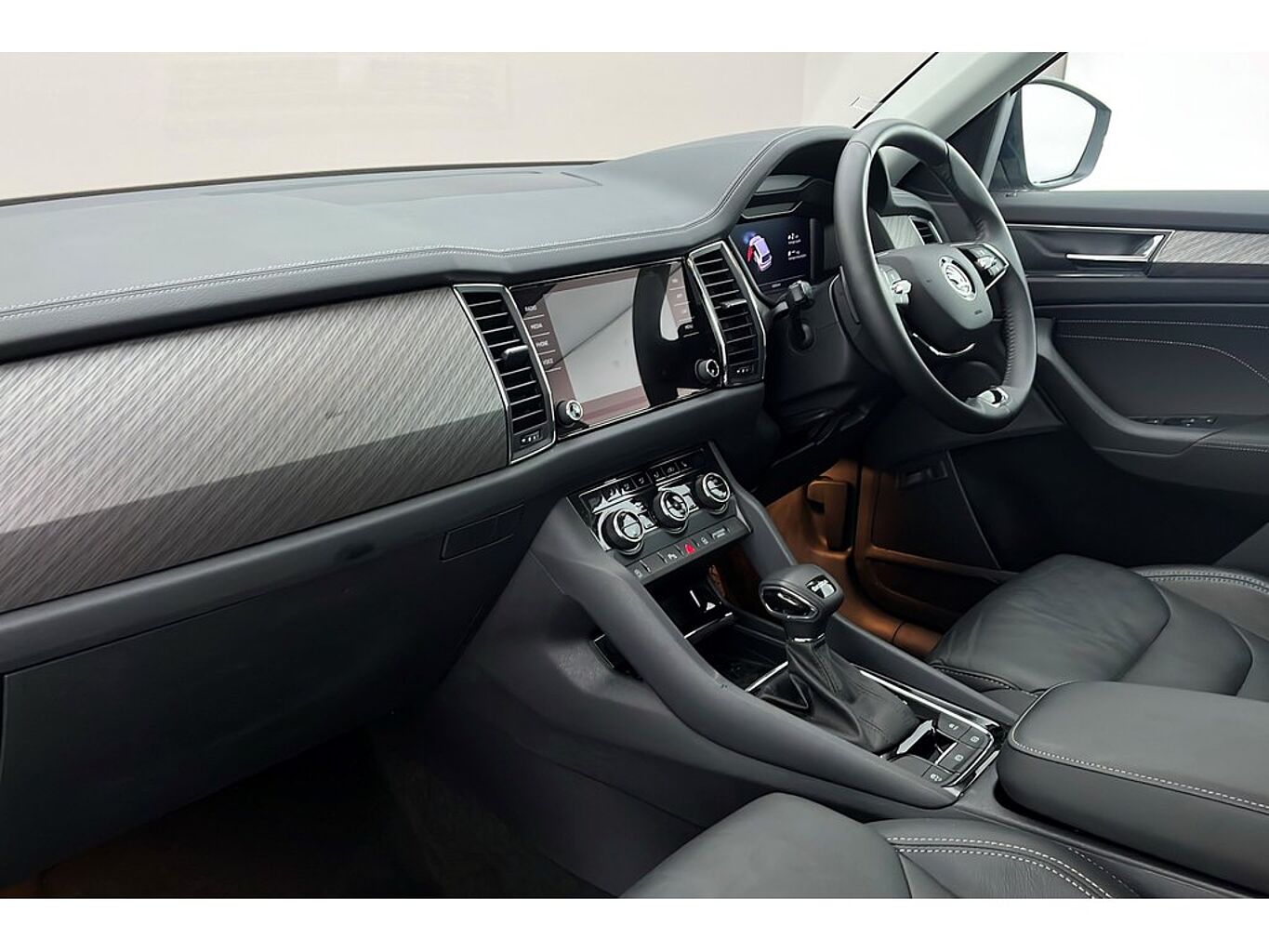 SKODA Kodiaq SE L Executive (7 seats) 1.5 TSI 150 PS DSG