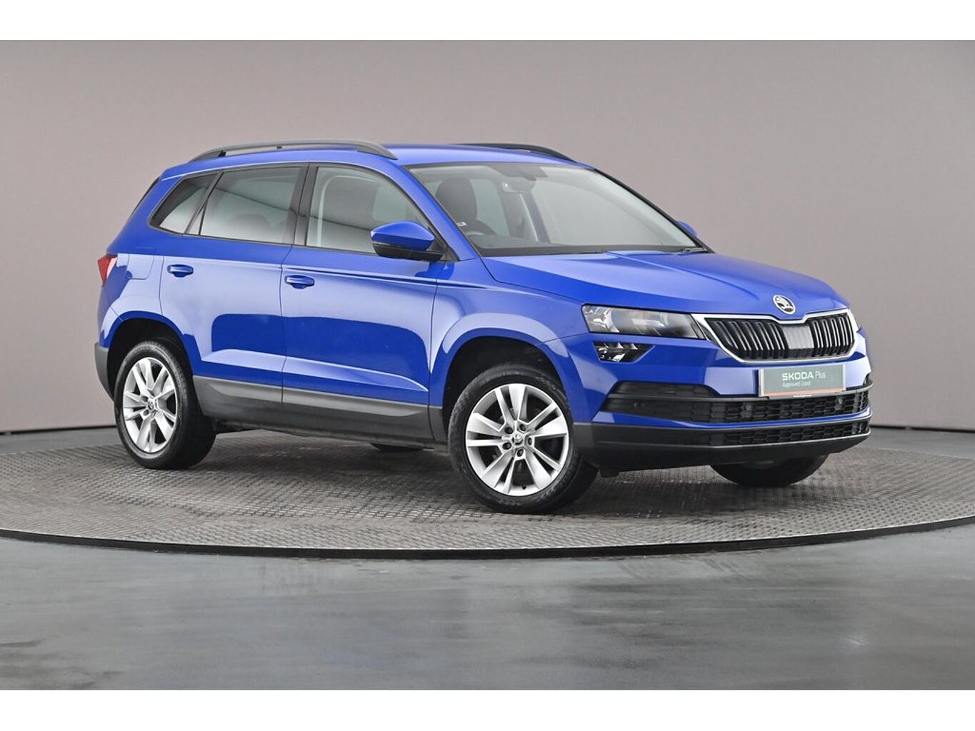 SKODA Karoq SE Technology 1.0 TSI 110 PS 6G Man