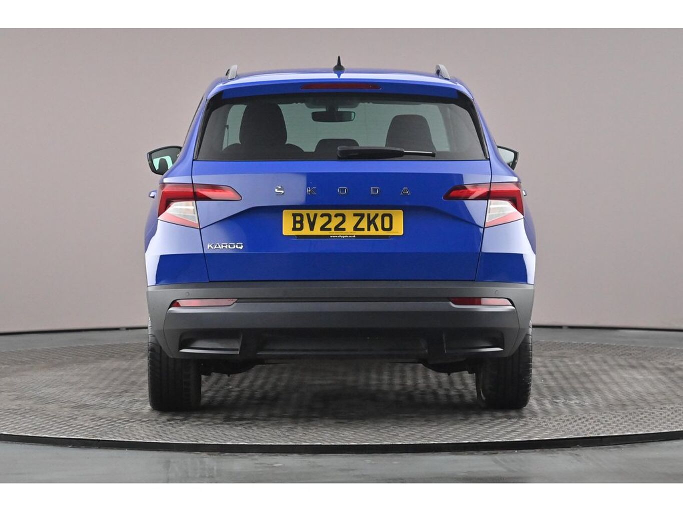 SKODA Karoq SE Technology 1.0 TSI 110 PS 6G Man