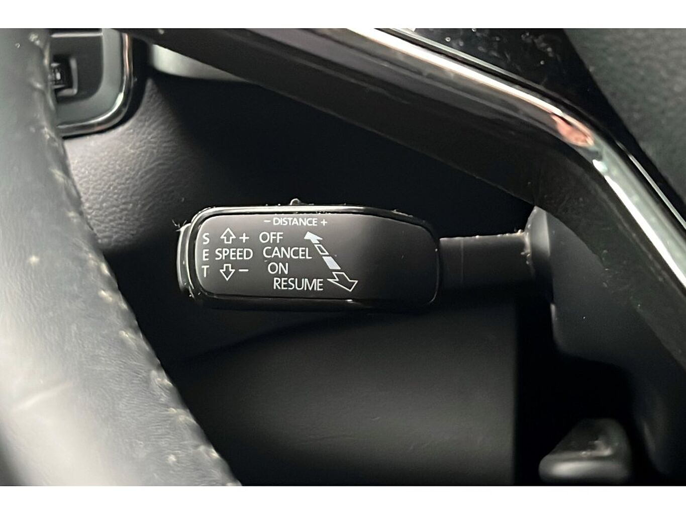 SKODA Karoq SE Technology 1.0 TSI 110 PS 6G Man