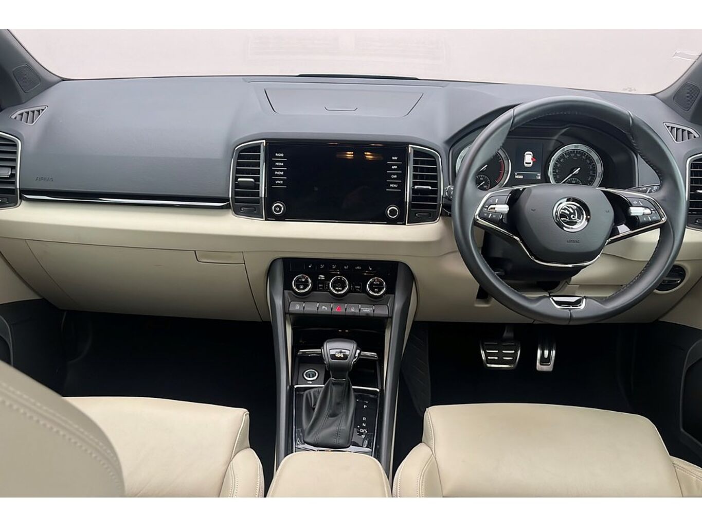 SKODA Karoq SE L 1.5 TSI 150 PS DSG