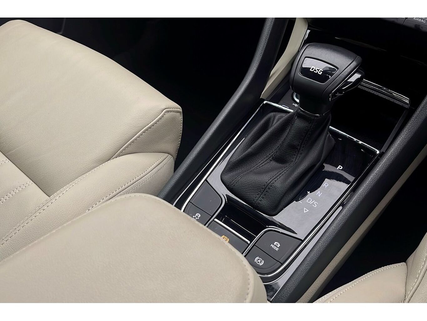 SKODA Karoq SE L 1.5 TSI 150 PS DSG