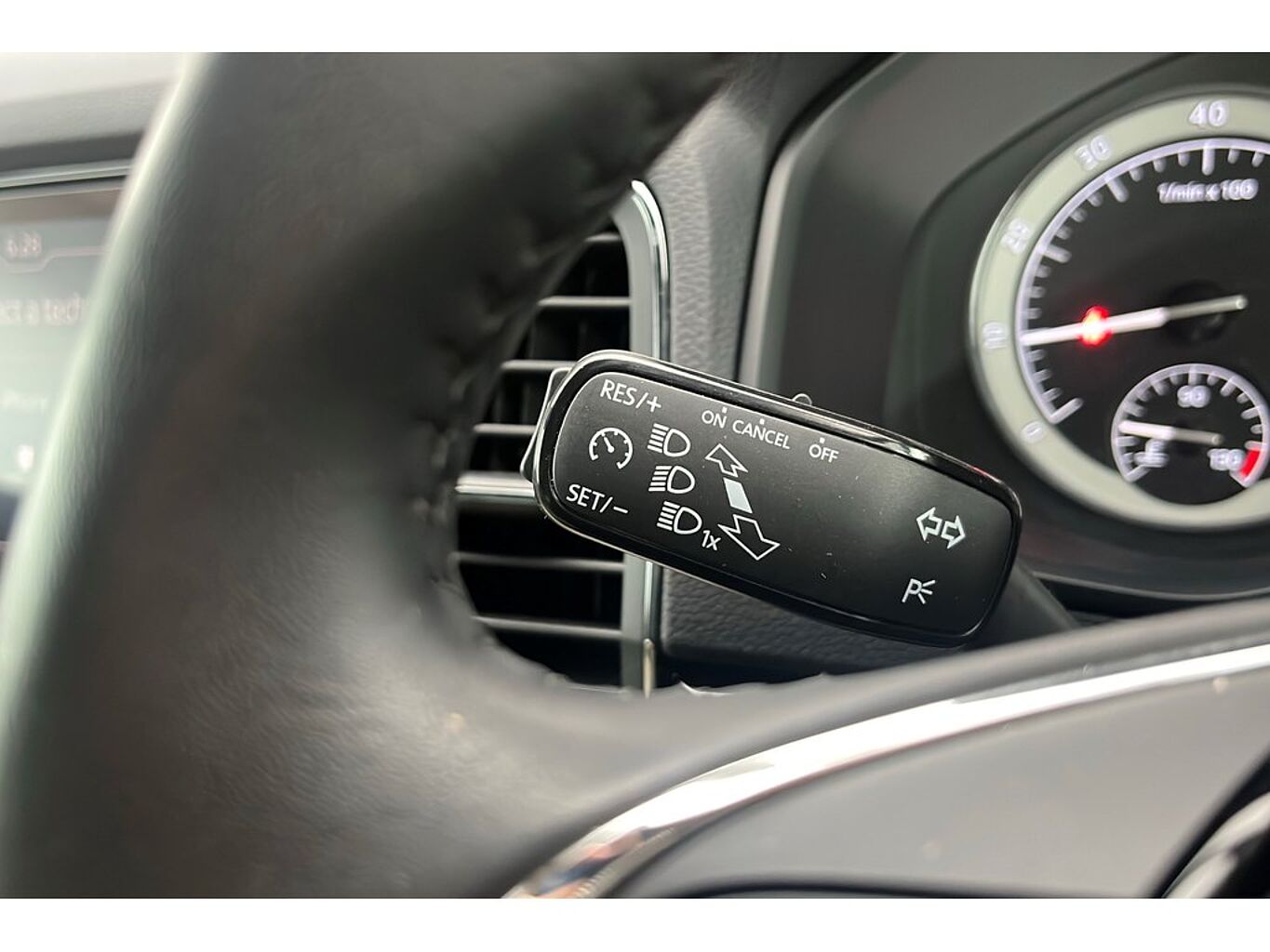 SKODA Karoq SE L 1.5 TSI 150 PS DSG