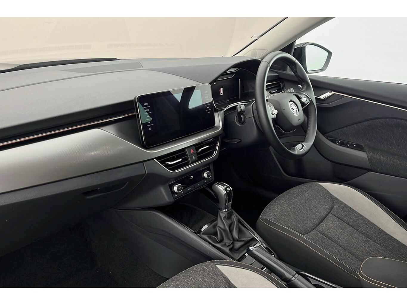 SKODA Kamiq SE L Executive 1.0 TSI 110 PS DSG