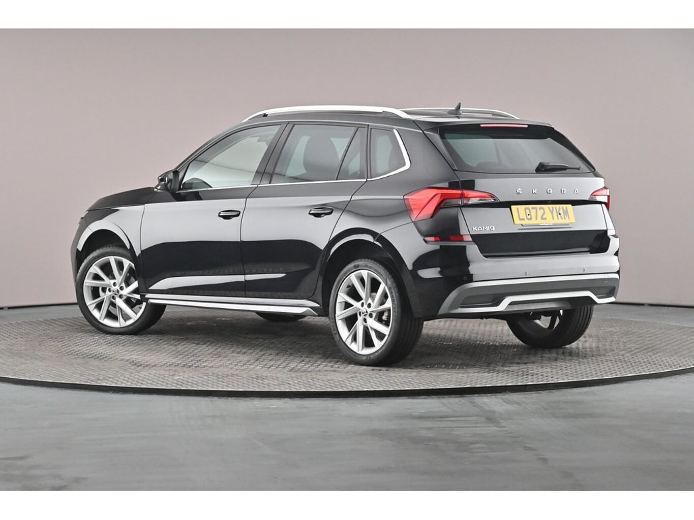 SKODA Kamiq SE L Executive 1.0 TSI 110 PS DSG