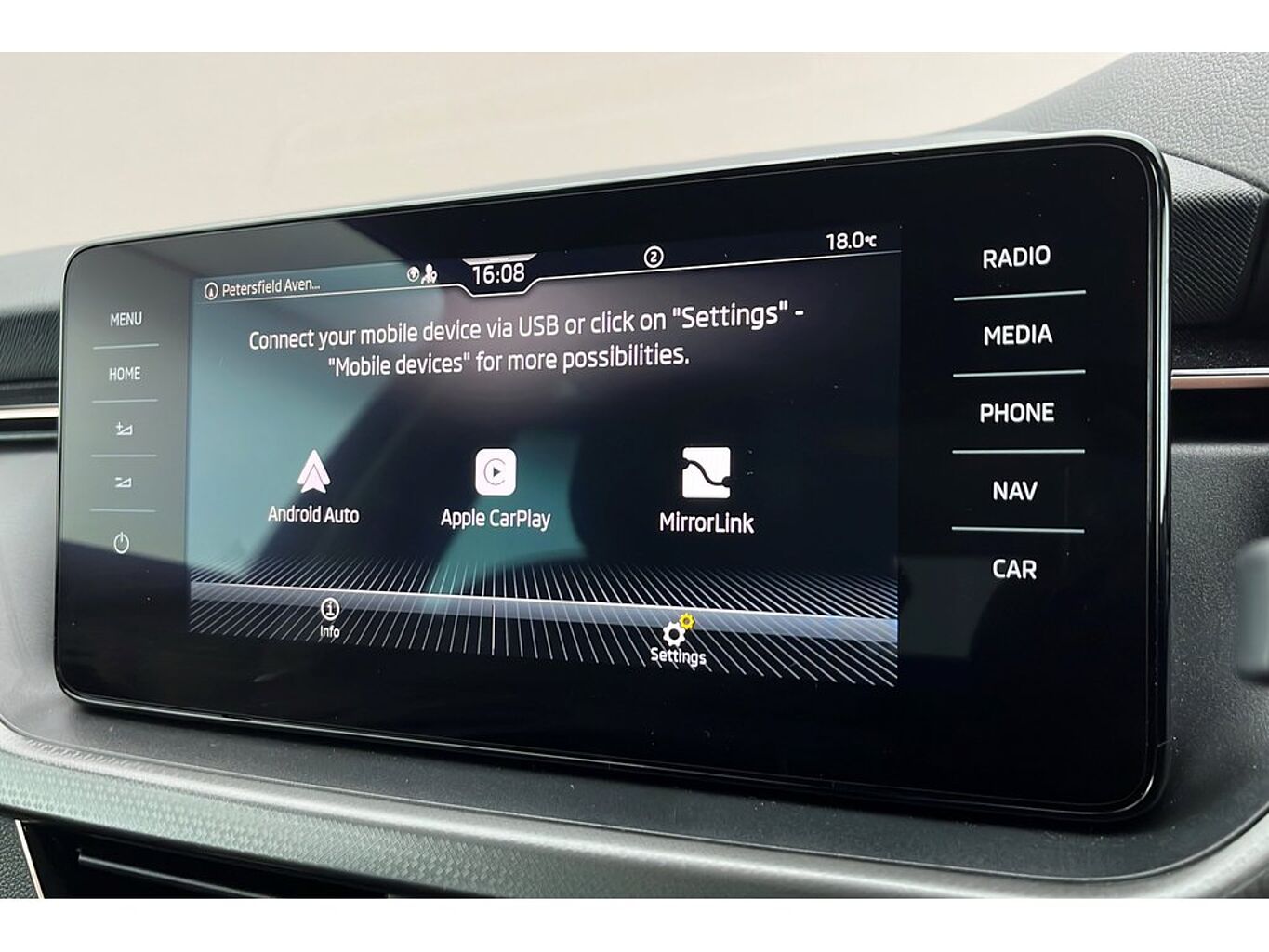 SKODA Kamiq SE L Executive 1.0 TSI 110 PS DSG