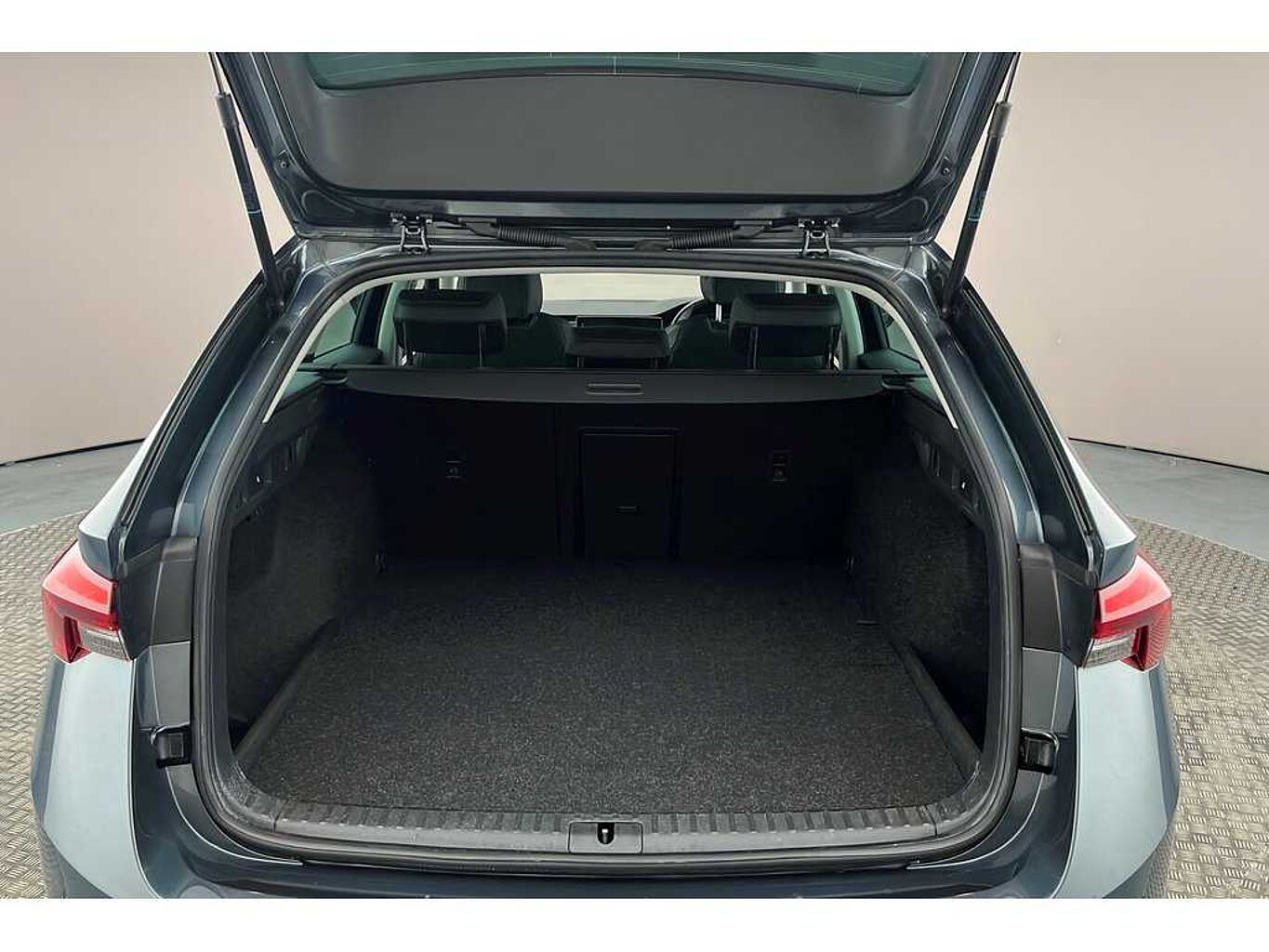 SKODA Octavia Estate SE L 1.4 TSI iV 204 PS DSG