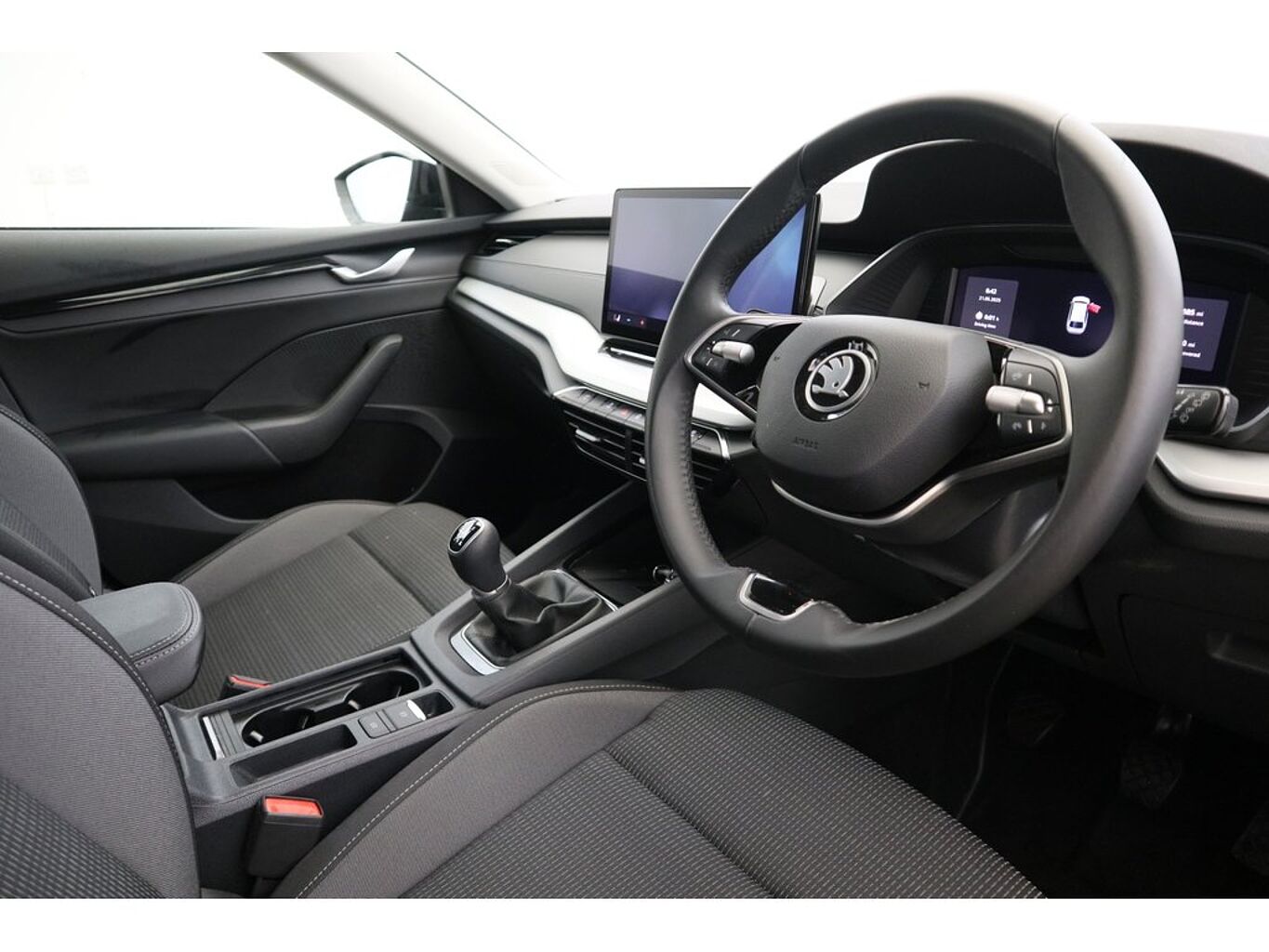 SKODA Octavia Estate SE Technology 1.5 TSI 116 PS 6G Man