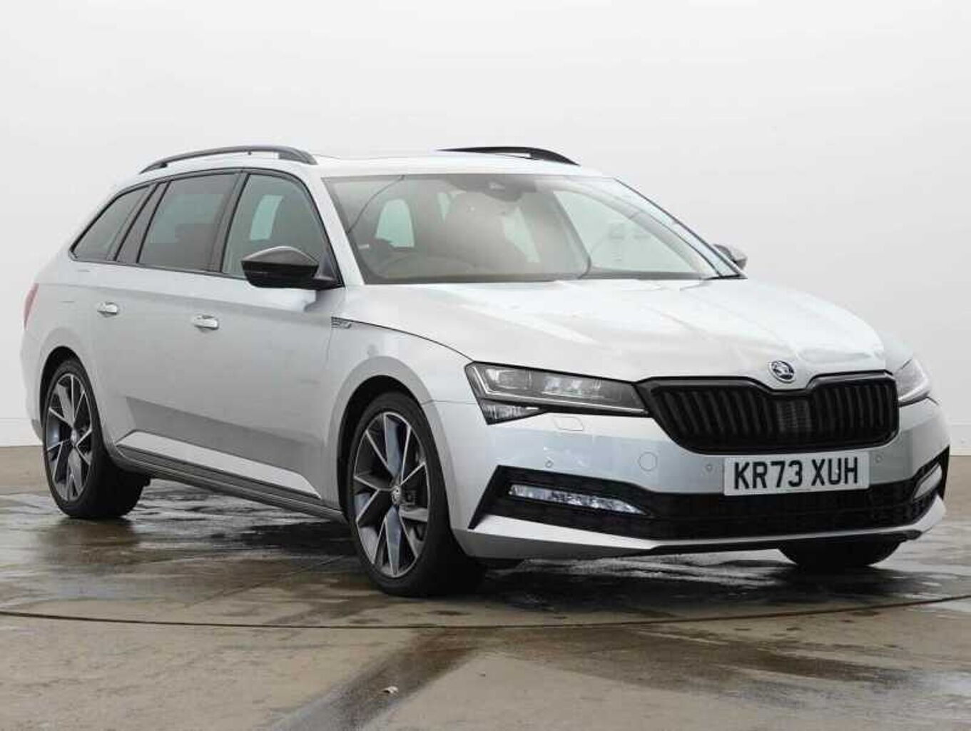 SKODA Superb 2.0 TSI (190ps) SportLine Plus DSG Estate