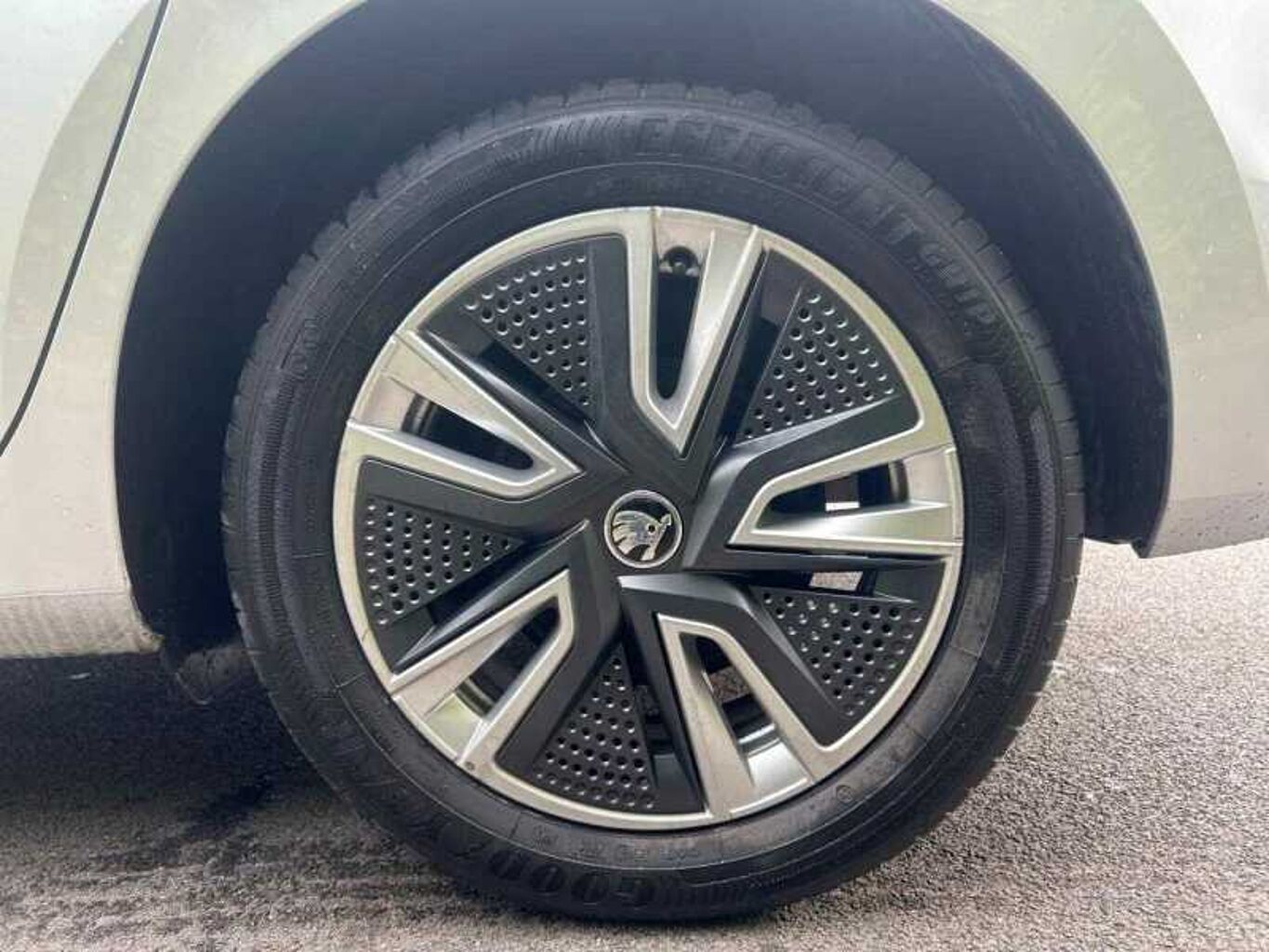 SKODA FABIA 1.0 TSI 110 SE L 5dr DSG