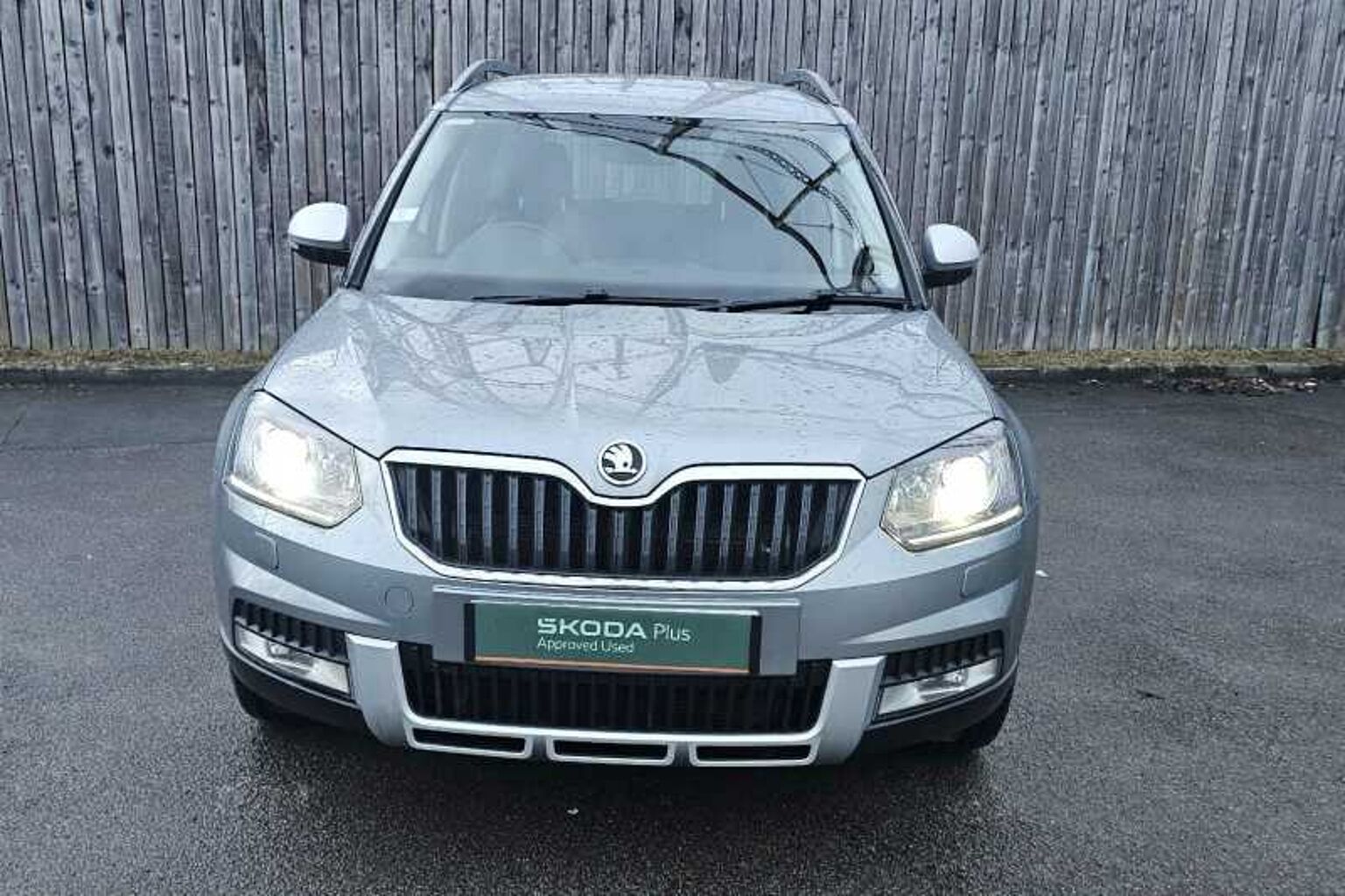 SKODA Yeti Yeti 1.2 TSI (110PS) SE L Outdoor DSG 5-Dr