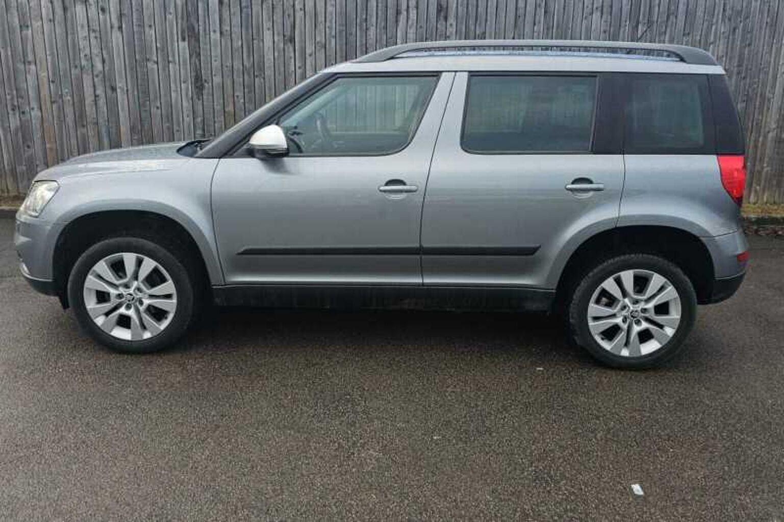 SKODA Yeti Yeti 1.2 TSI (110PS) SE L Outdoor DSG 5-Dr