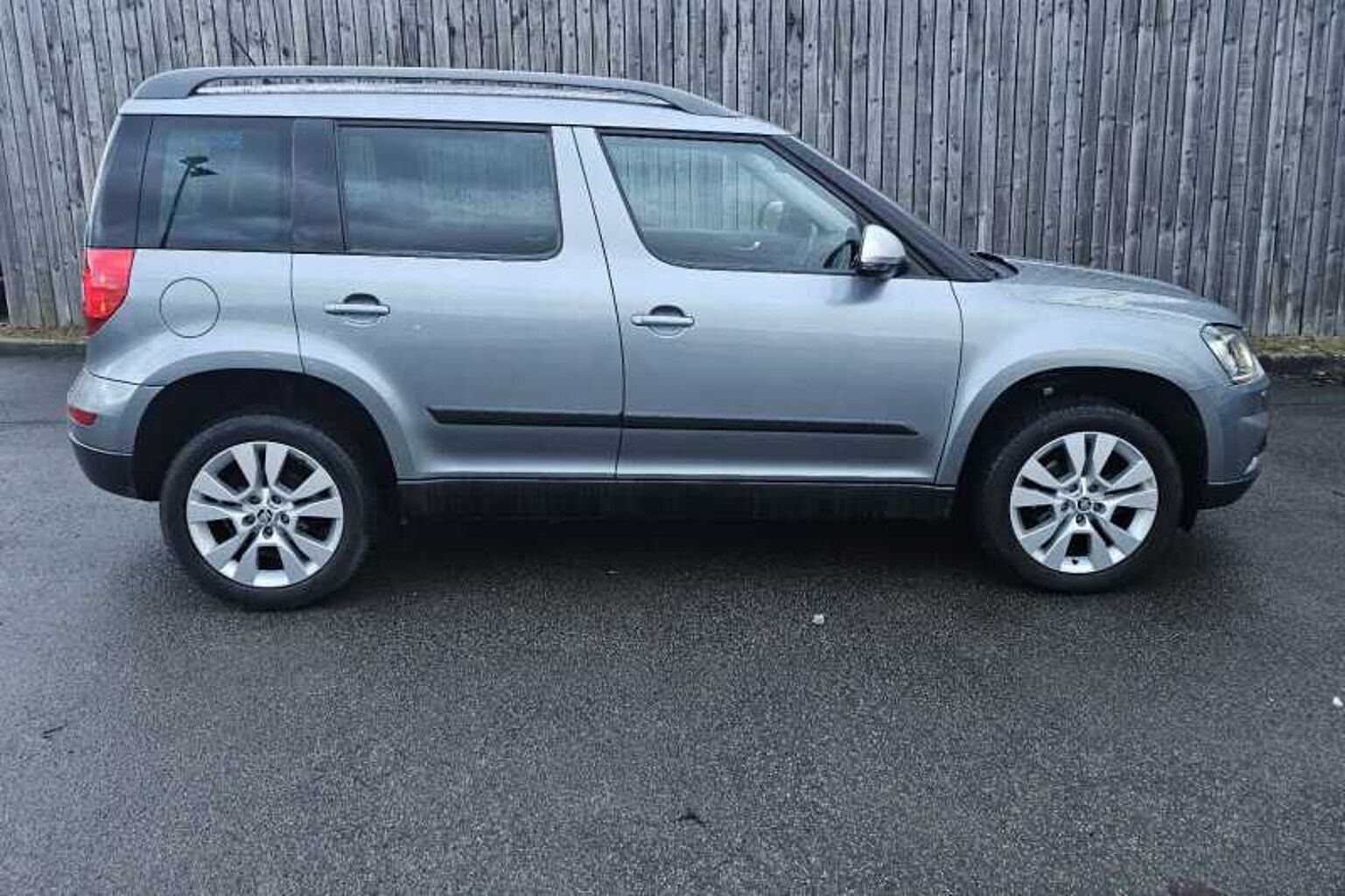 SKODA Yeti Yeti 1.2 TSI (110PS) SE L Outdoor DSG 5-Dr