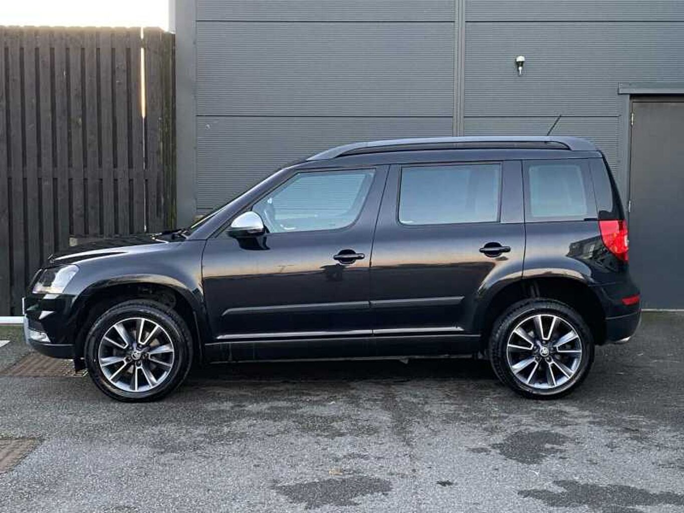 SKODA Yeti Yeti 2.0 TDI SCR (150PS) 4X4 SE L Drive 5-Dr