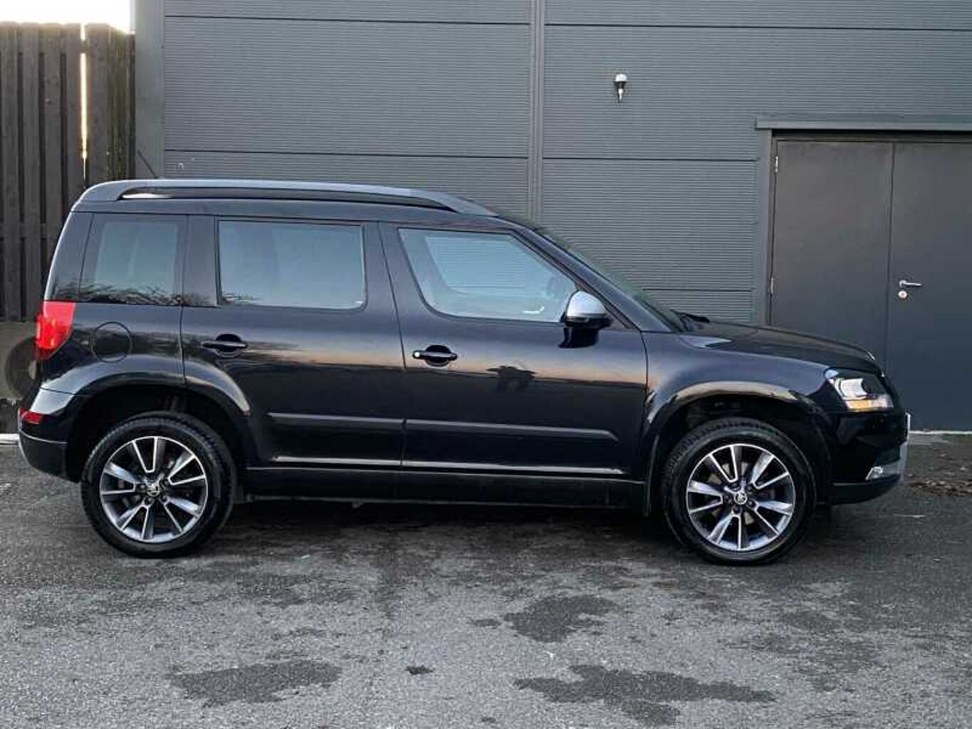 SKODA Yeti Yeti 2.0 TDI SCR (150PS) 4X4 SE L Drive 5-Dr