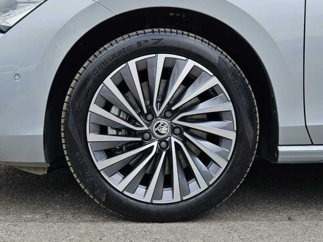 SKODA SUPERB 2.0 TDI 193 Laurin + Klement 4X4 5dr DSG