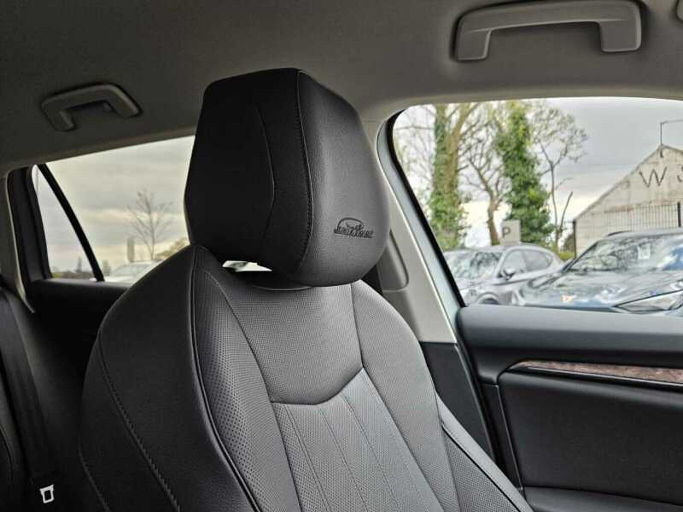 SKODA SUPERB 2.0 TDI 193 Laurin + Klement 4X4 5dr DSG