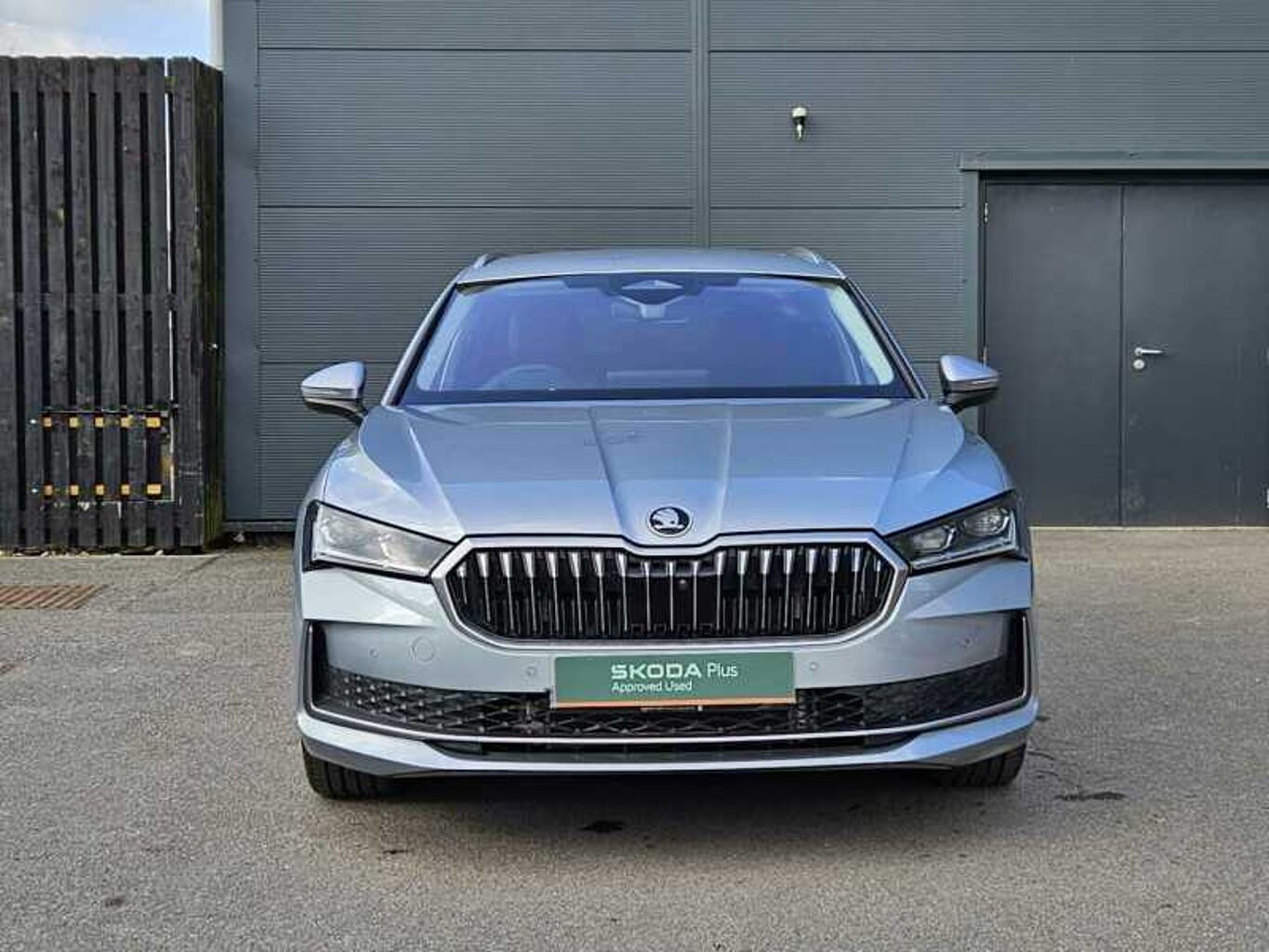SKODA SUPERB 2.0 TDI 193 Laurin + Klement 4X4 5dr DSG