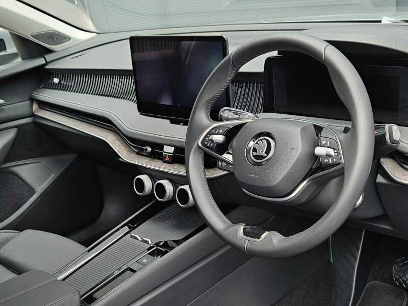SKODA SUPERB 2.0 TDI 193 Laurin + Klement 4X4 5dr DSG