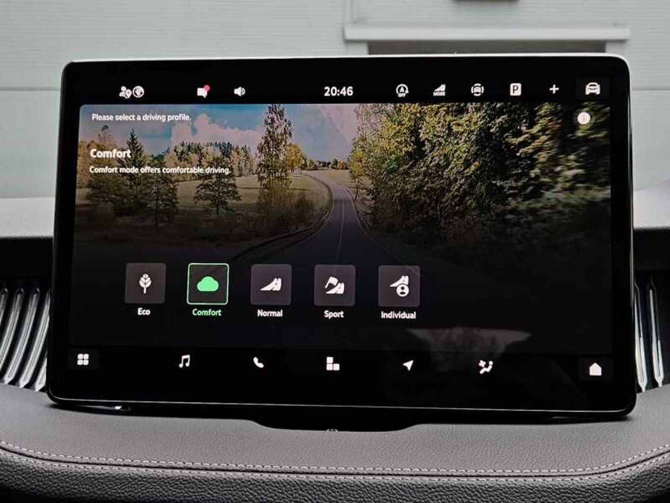 SKODA SUPERB 2.0 TDI 193 Laurin + Klement 4X4 5dr DSG
