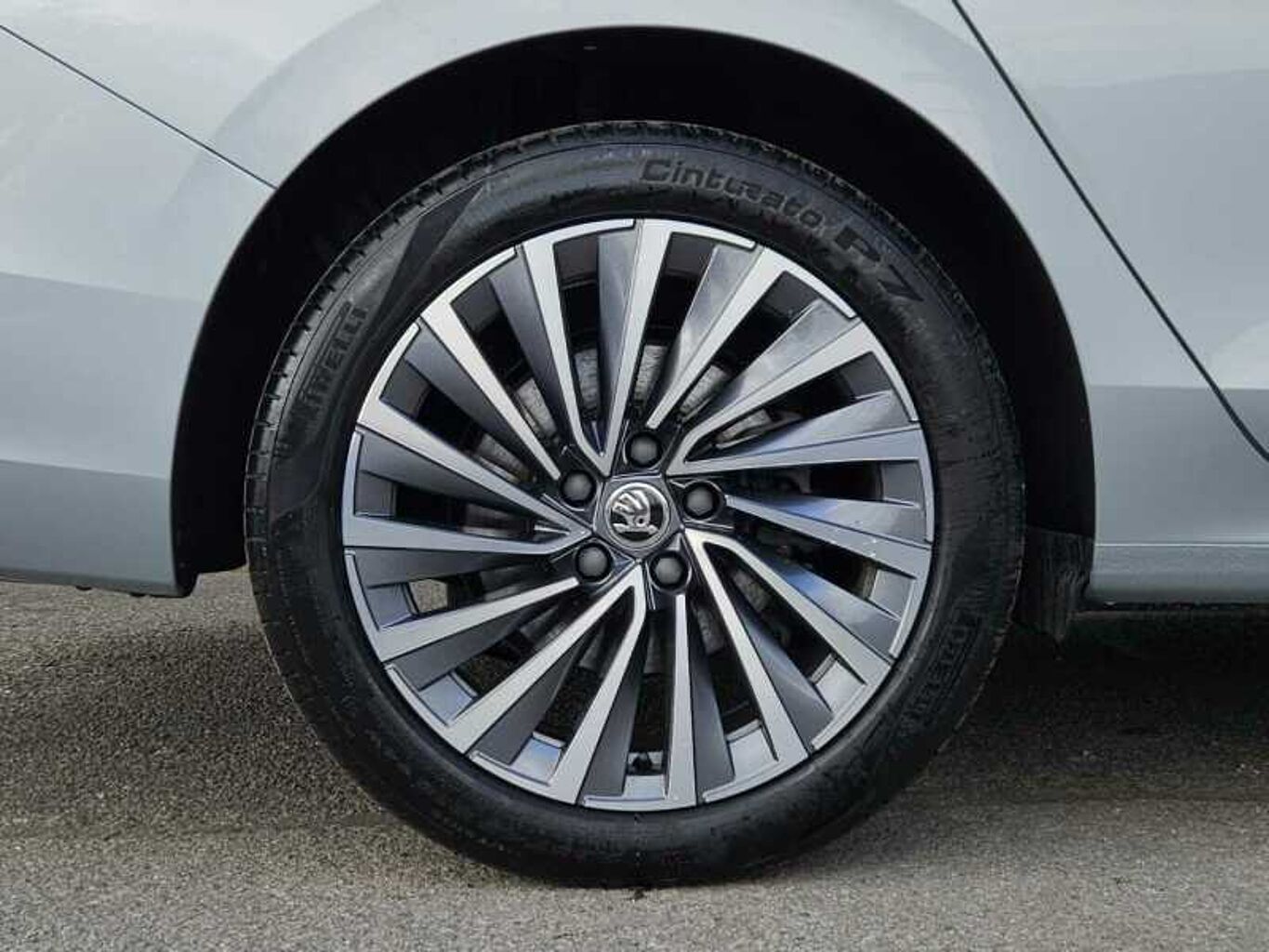 SKODA SUPERB 2.0 TDI 193 Laurin + Klement 4X4 5dr DSG